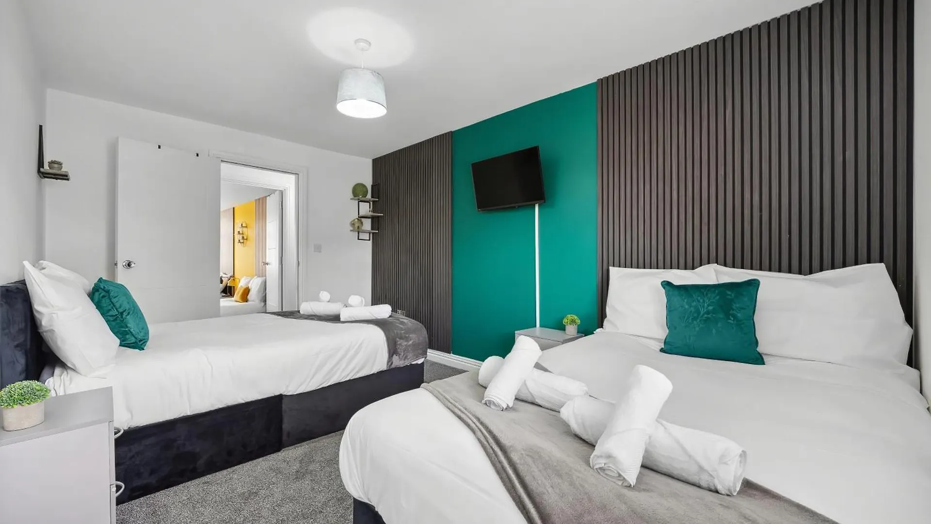 7 Bedroom Luxury House Sleep 26 Birmingham United Kingdom