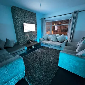  Holiday home Luxproperties