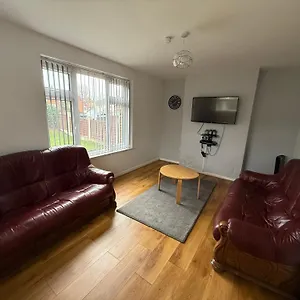  Holiday home Cosy Near Nec, Bhx Bullring & Solihull