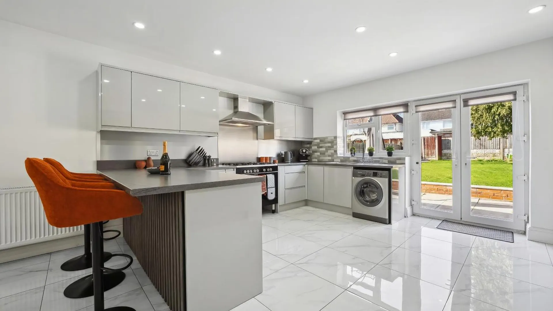 Holiday home 7 Bedroom Luxury House Sleep 26 Birmingham United Kingdom